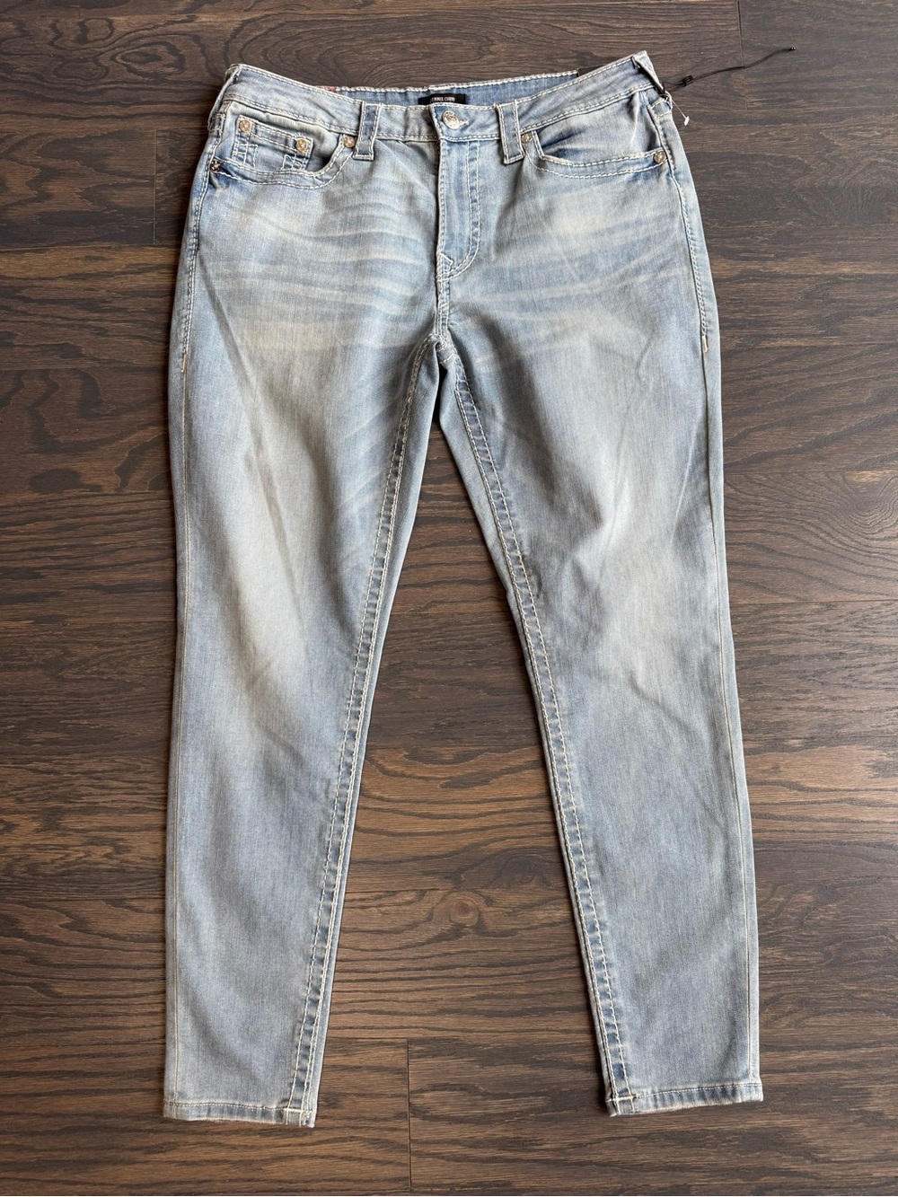 True Religion Jennie Mid Rise Curvy Skinny Jean $155 Size 33 NWT - Picture 3 of 6